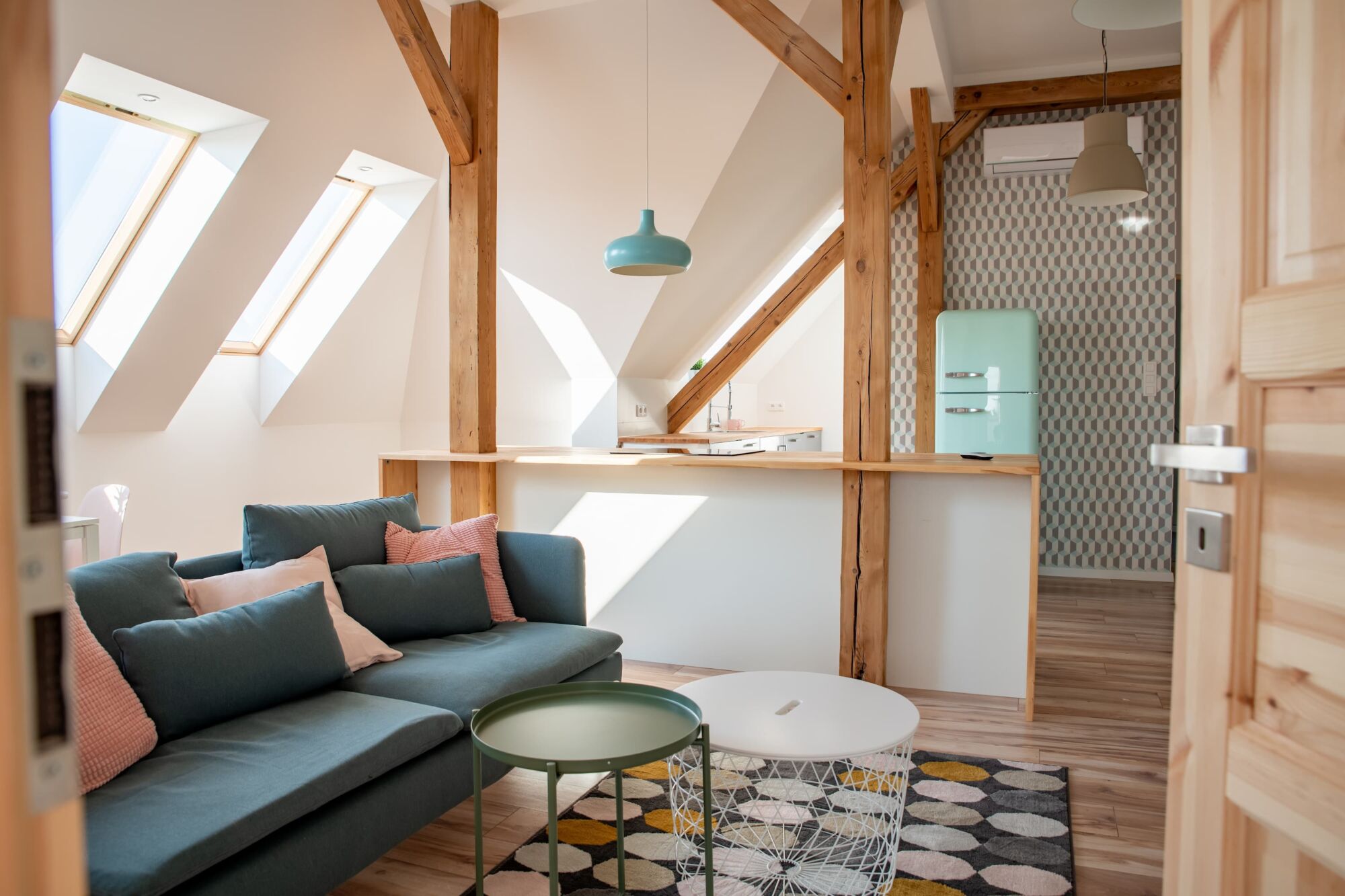 ADOBESTOCK_284730795 | Ils'invest Sous-location professionnelle de logement près de Colmar et Ensisheim Kingersheim 3