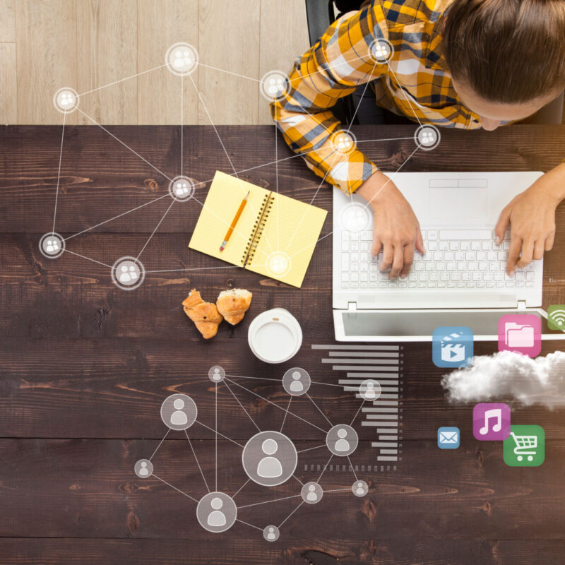 ADOBESTOCK_209553951 800X800 | Ils'invest Découvrez les secrets d’Ils’invest : Les Points Forts d’Aurélie et son équipe Illzach